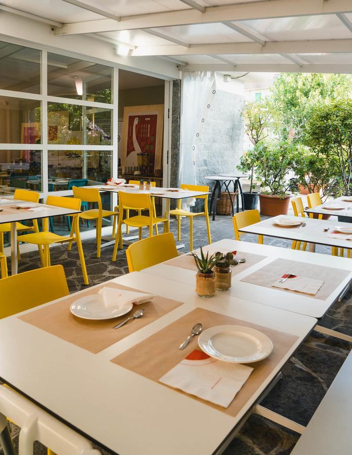 Hotel Esperia Alba Adriatica Esterno foto
